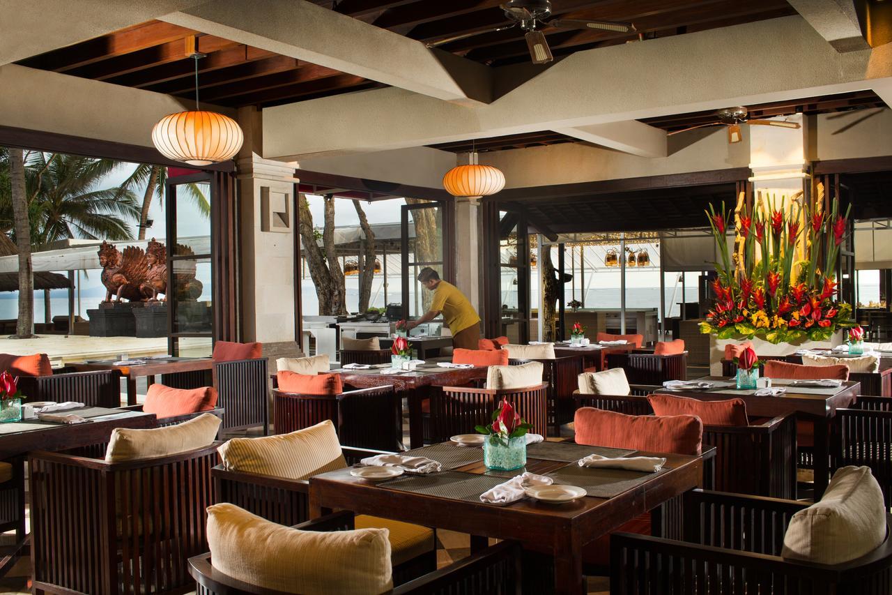 Puri Santrian Beach Resort And Spa Sanur Exterior foto
